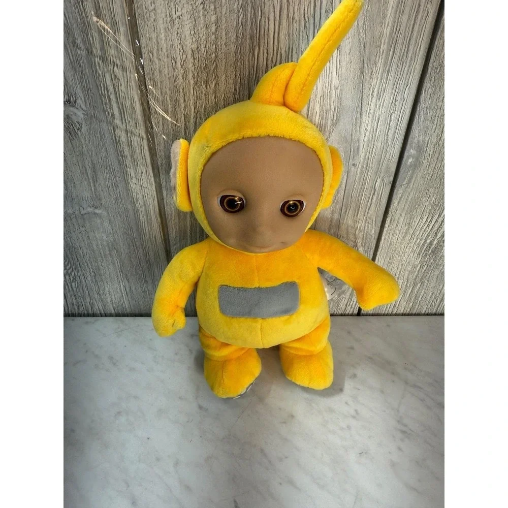 Teletubbies Laa-Laa Yellow Plush Stuffed Toy Mighty Mojo 11 inch Collectible